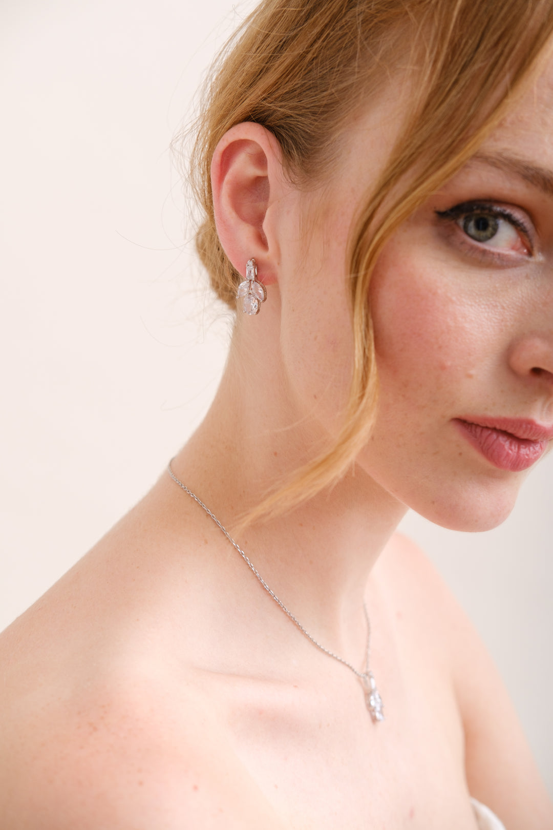 BOUCLES D'OREILLES MARIEE<BR>Christine