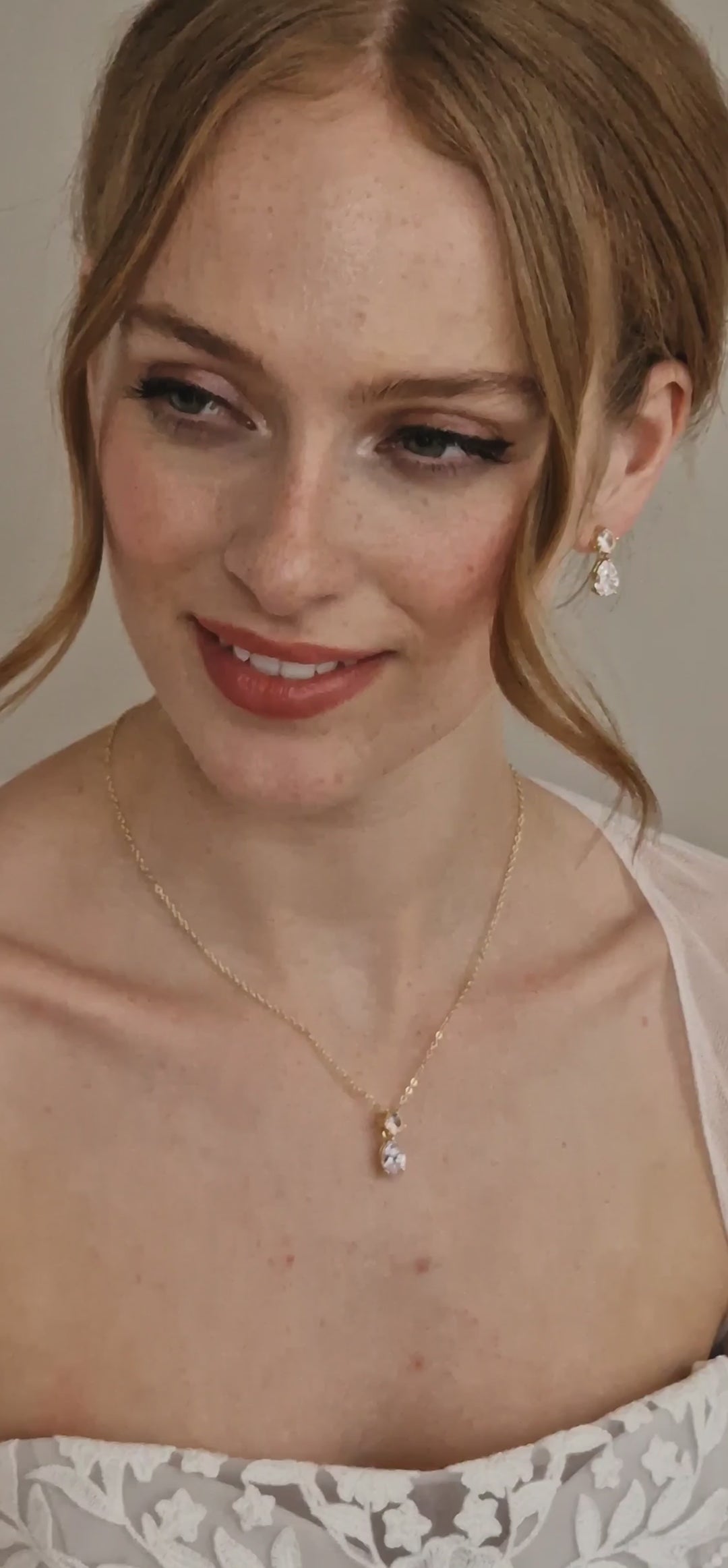 BOUCLES D'OREILLES MARIEE<BR>Daphné