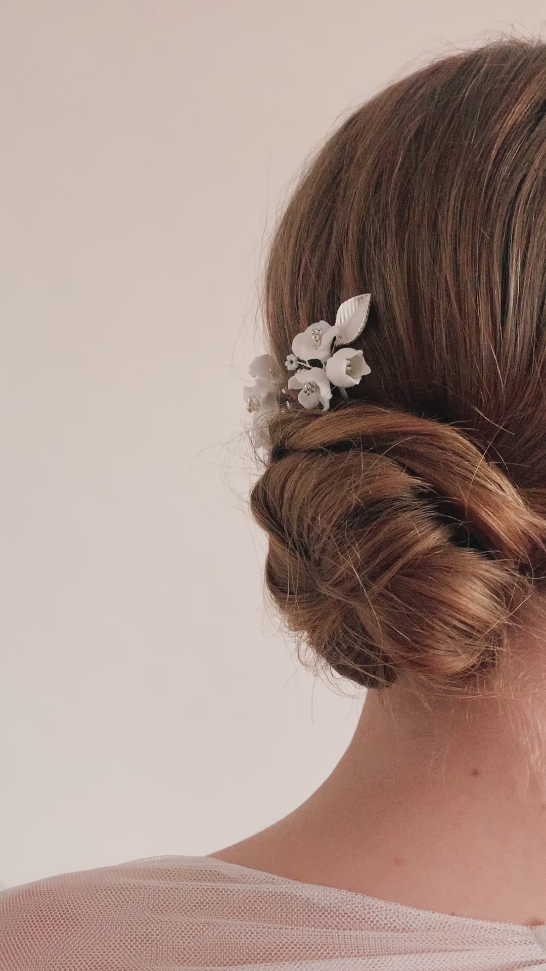 PICS A CHIGNON<BR>Clara