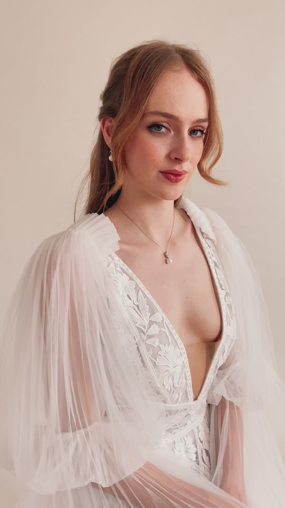 BOUCLES D'OREILLES MARIEE<BR>Camélia