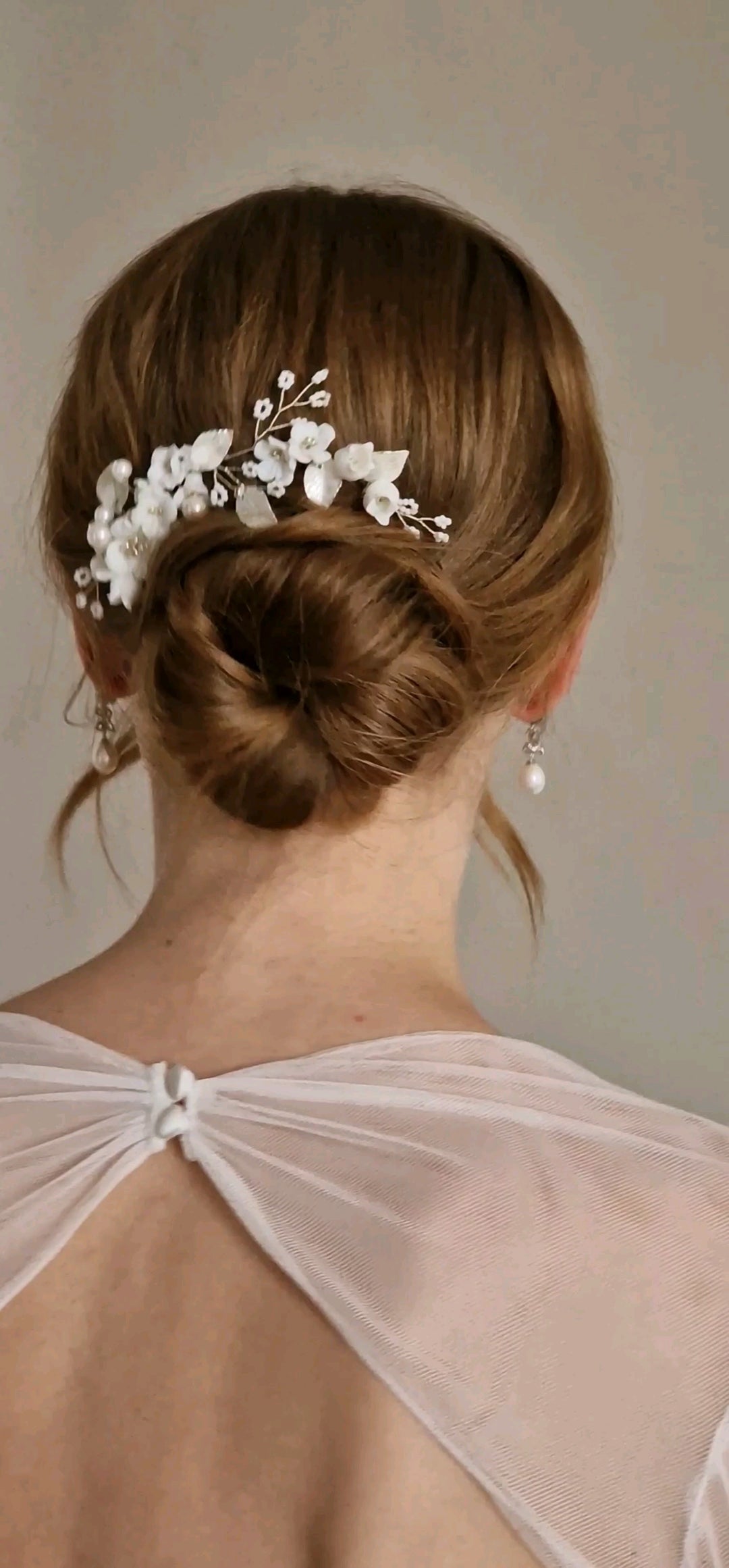 PEIGNE MARIEE<BR>Clara
