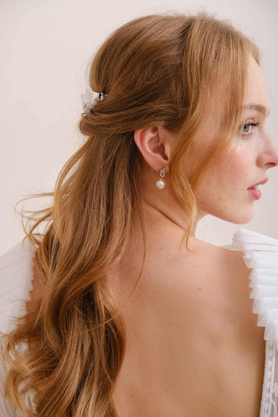 BOUCLES D'OREILLES MARIEE<BR>Camélia