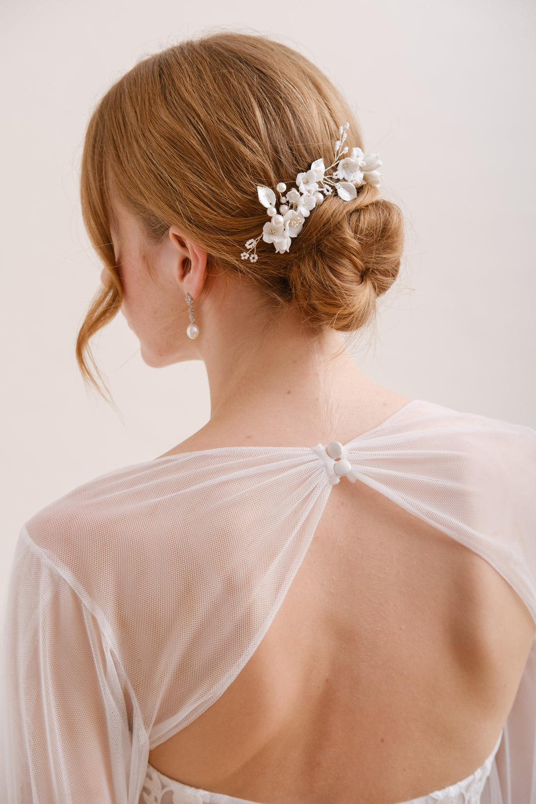 PEIGNE MARIEE<BR>Clara
