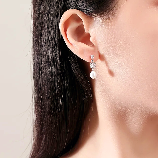 COLLIER DE MARIEE<BR>Margot