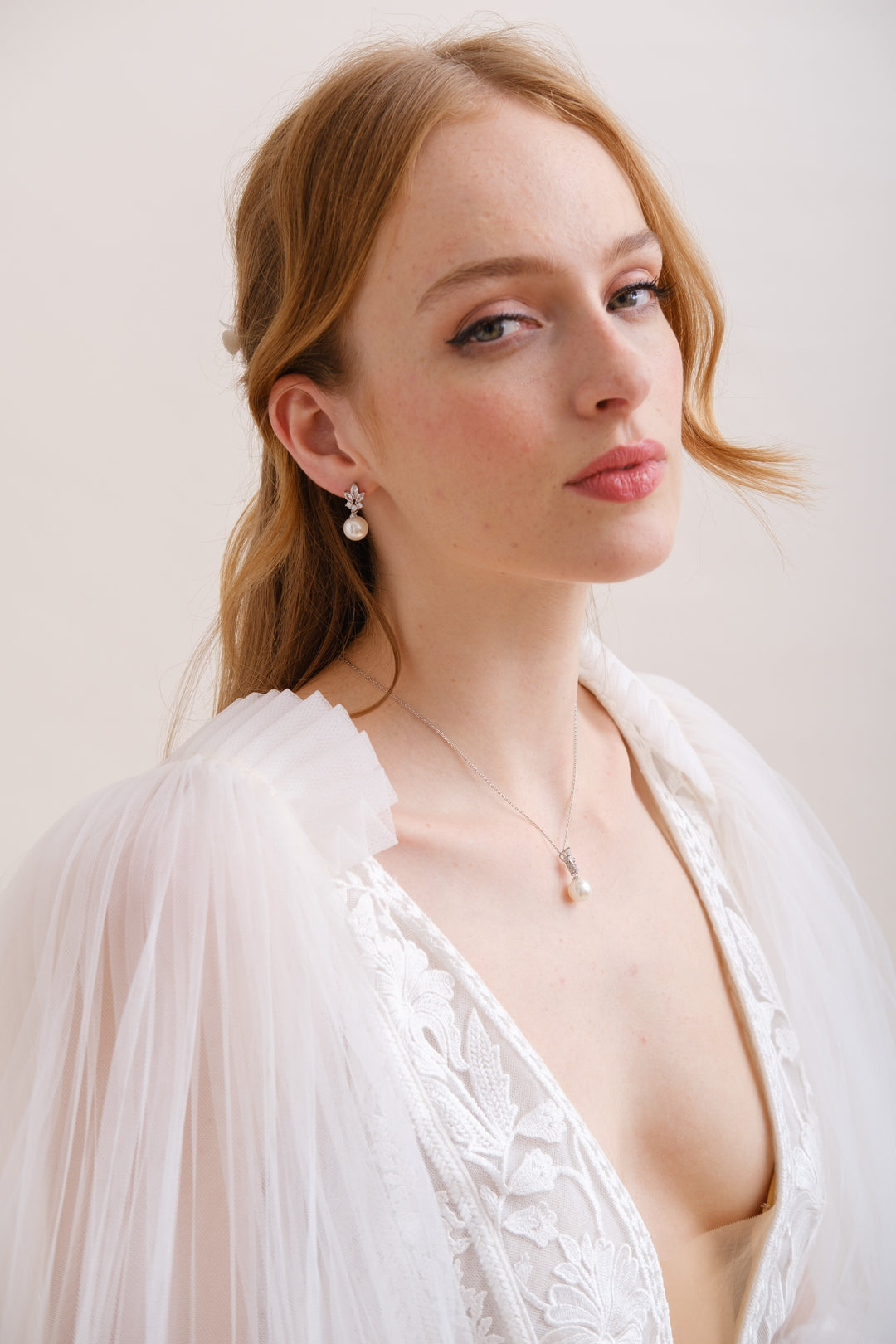 BOUCLES D'OREILLES MARIEE<BR>Camélia
