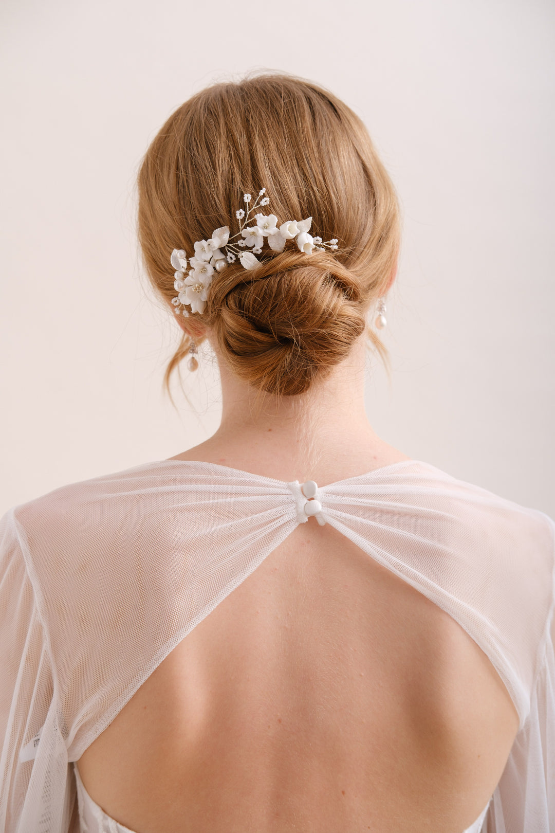 PEIGNE MARIEE<BR>Clara