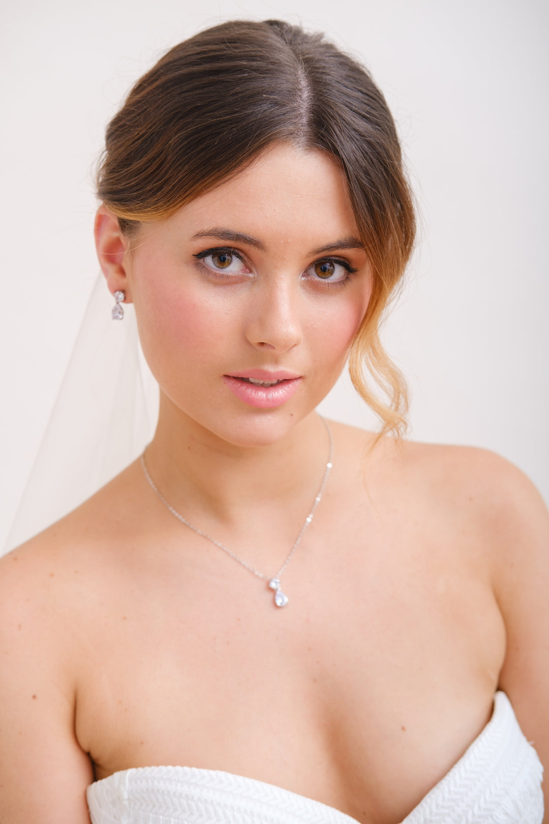 BOUCLES D'OREILLES MARIEE<BR>Daphné