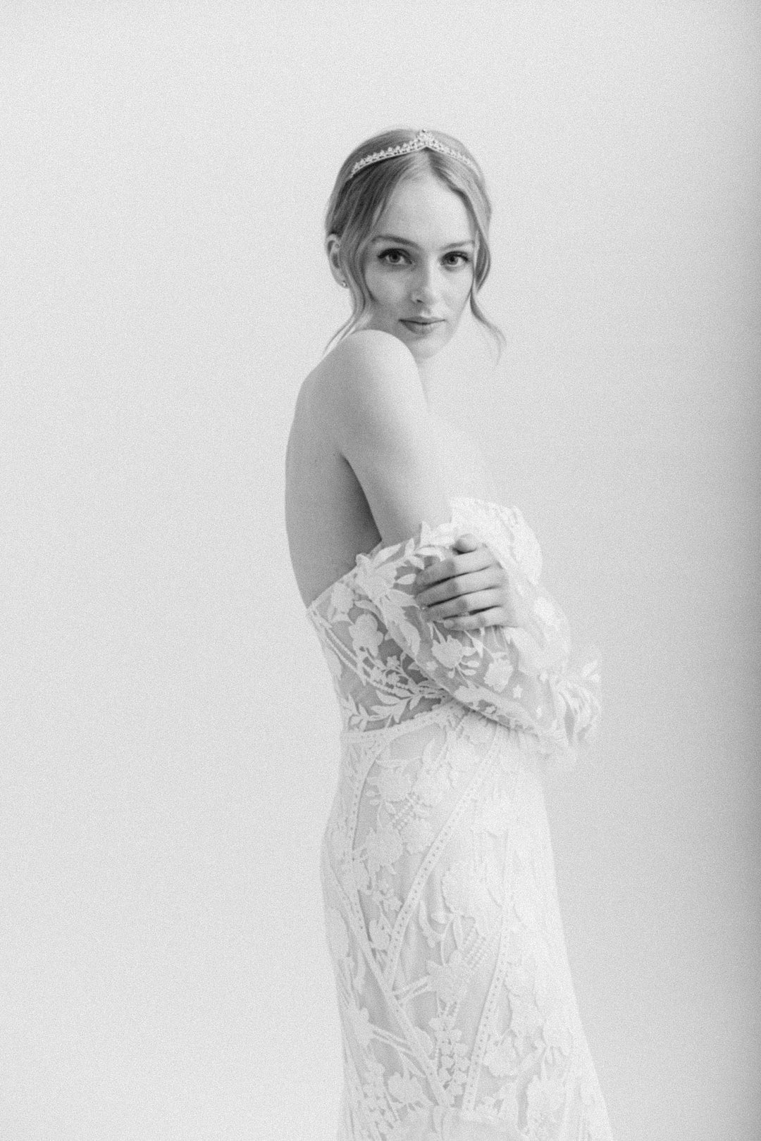 DIADEME MARIEE DISCRET<BR>Lou
